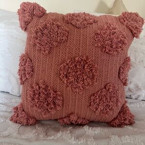 Accent pillow